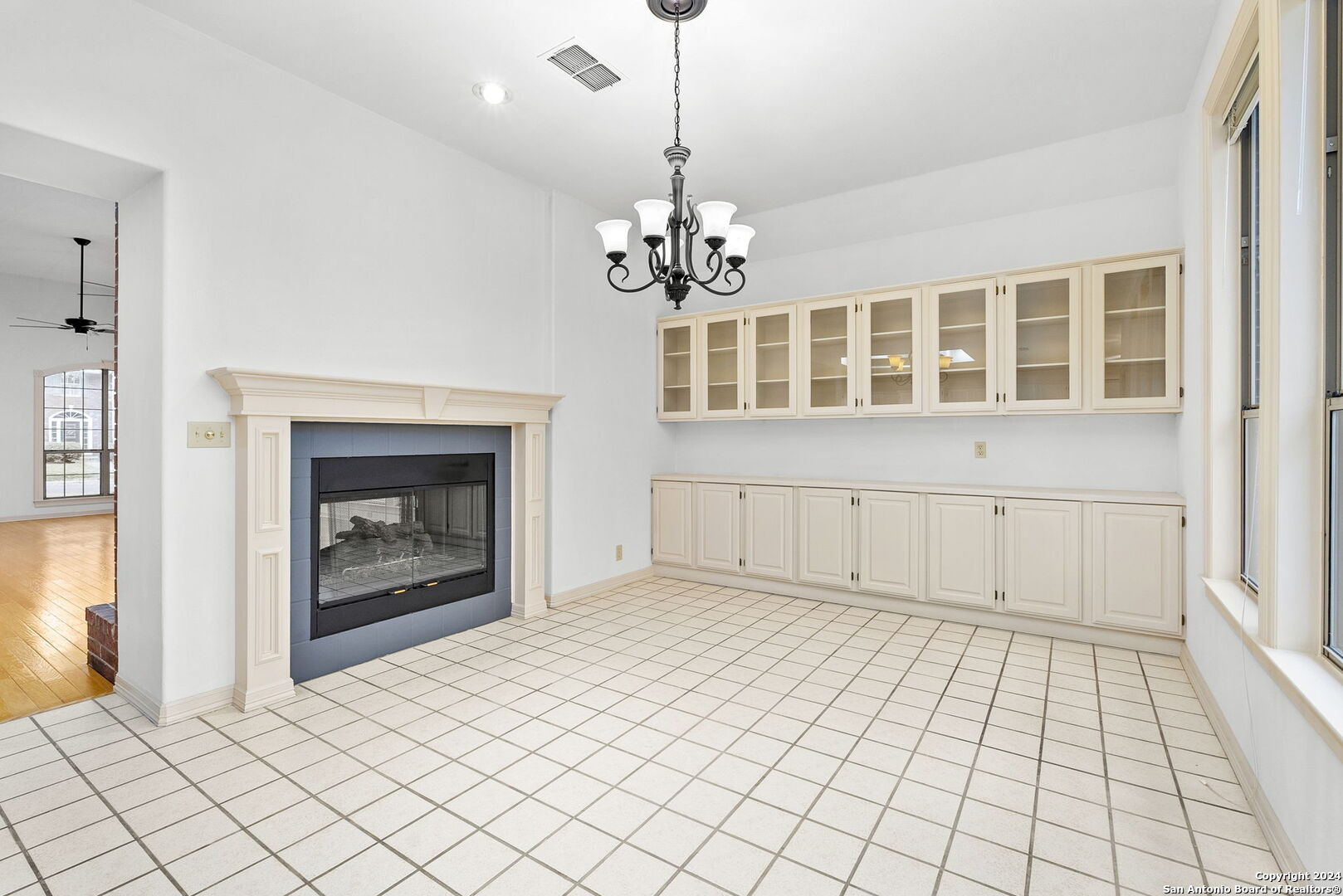 2610 Inwood View Dr , San Antonio, TX, 78248 | 1755509 | Realty Texas LLC