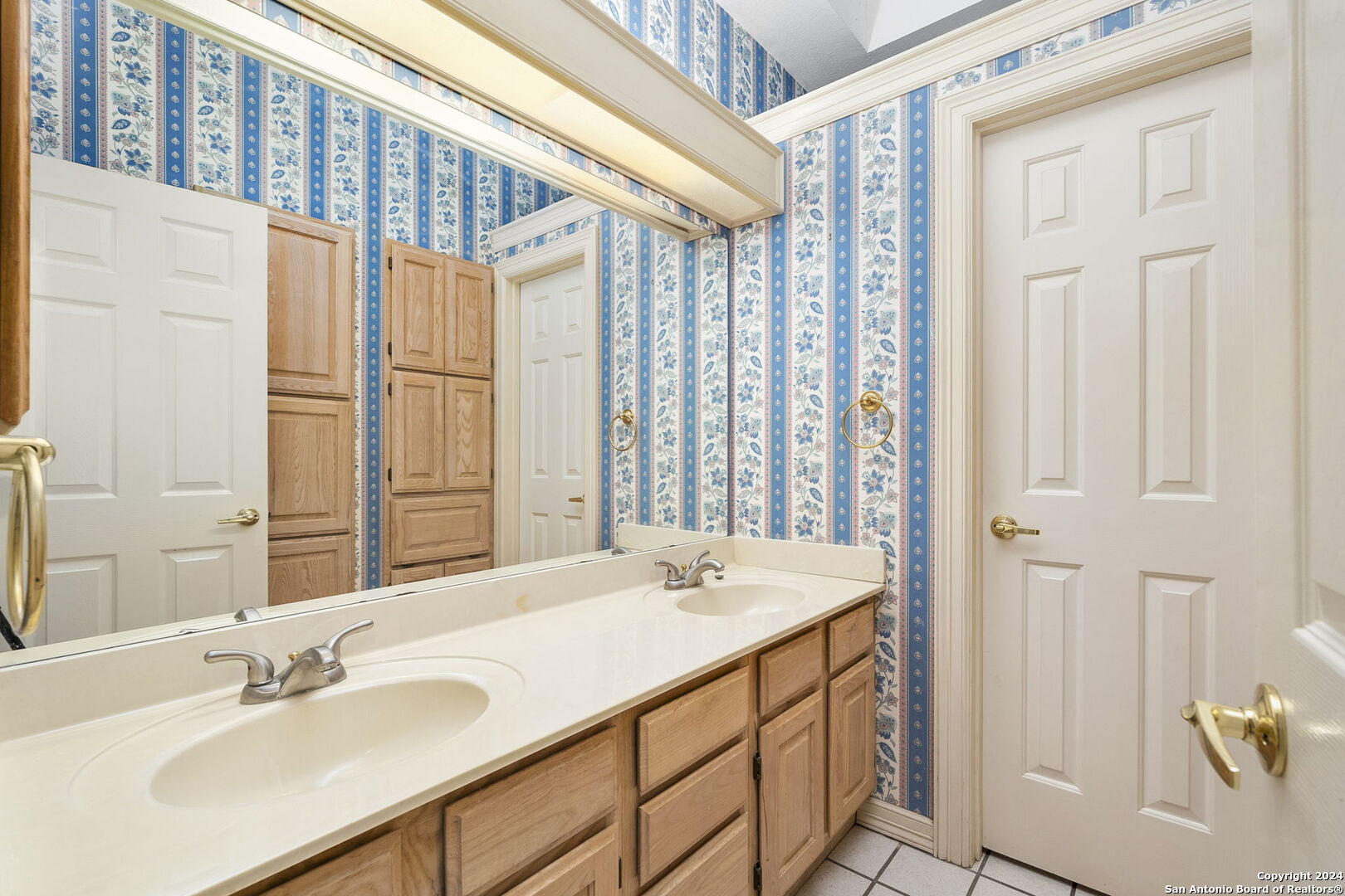2610 Inwood View Dr , San Antonio, TX, 78248 | 1755509 | Realty Texas LLC