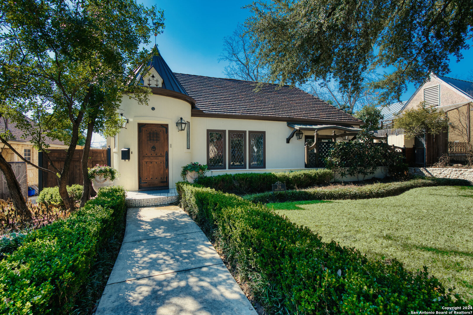 216 Primera Dr , Olmos Park, TX, 78212-2053 | 1753455 | Realty Texas LLC