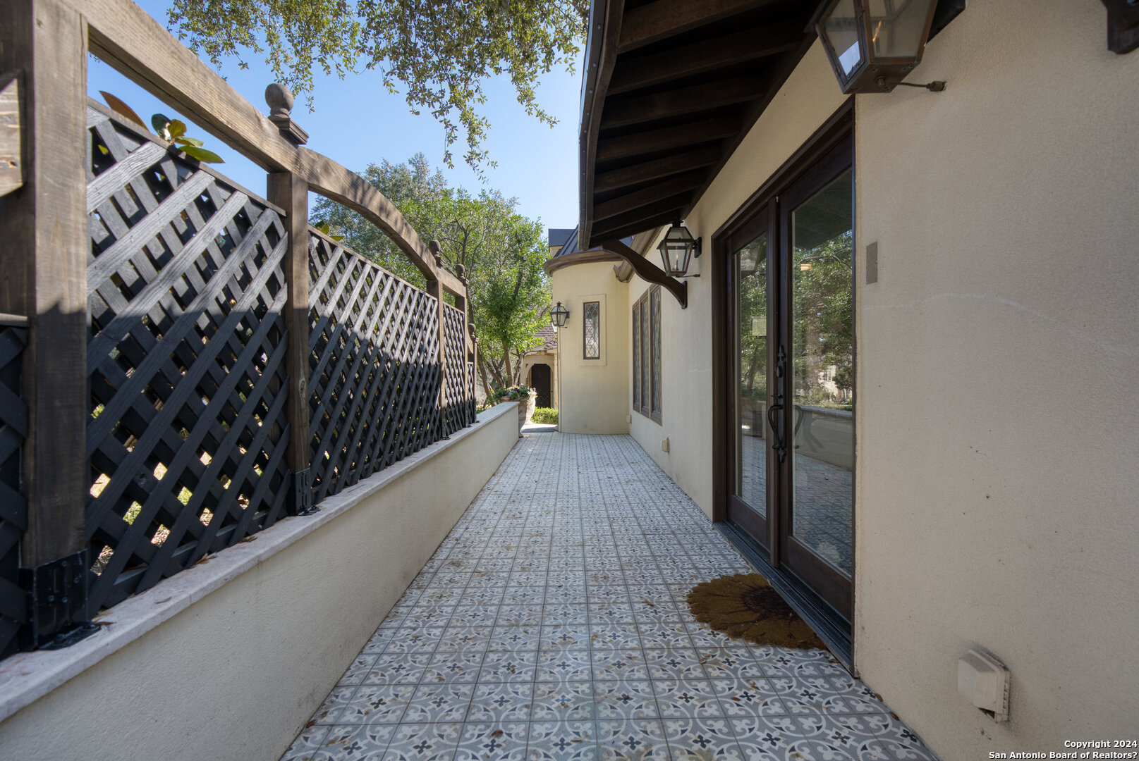 216 Primera Dr , Olmos Park, TX, 78212-2053 | 1753455 | Realty Texas LLC