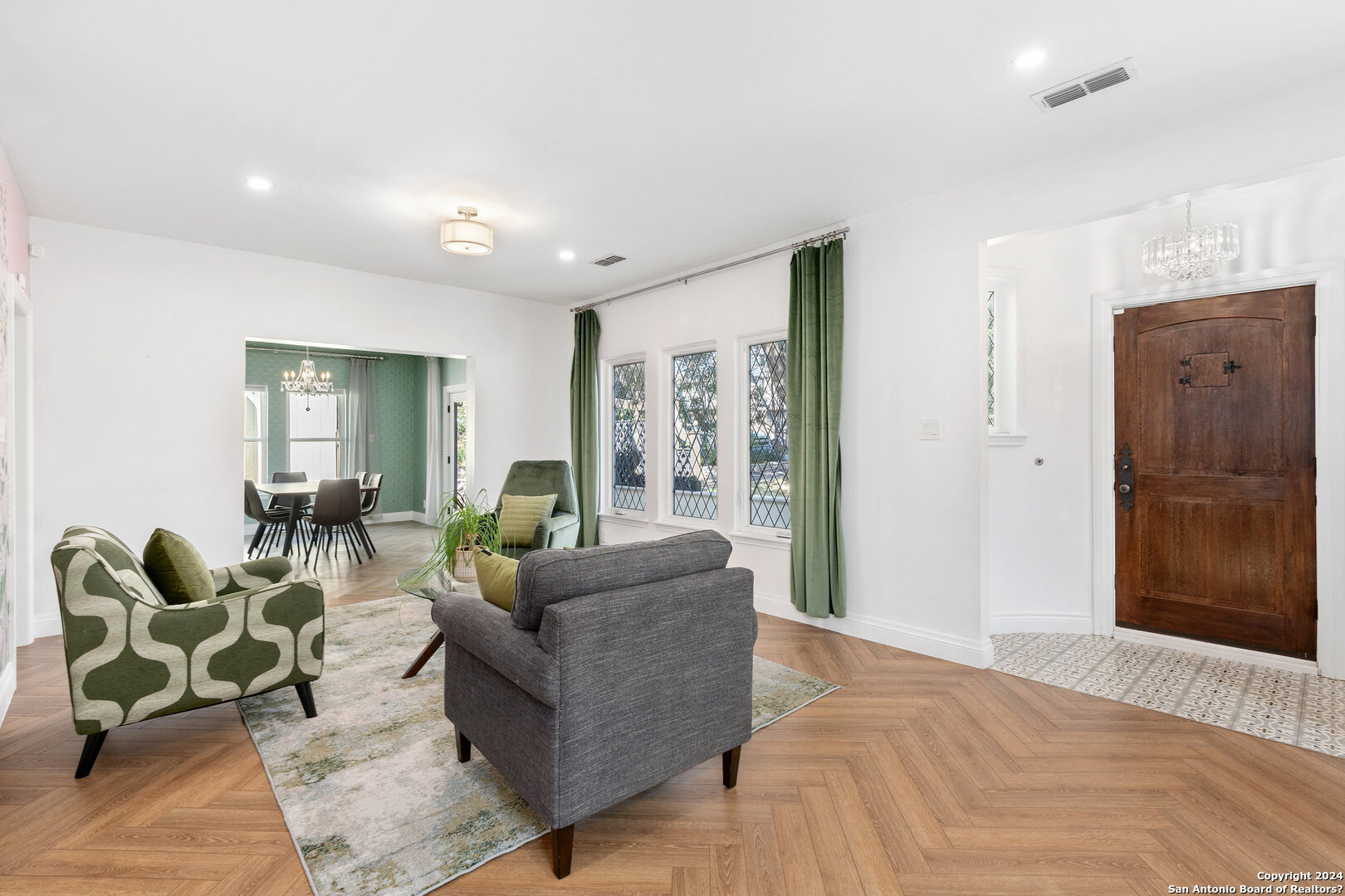 216 Primera Dr , Olmos Park, TX, 78212-2053 | 1753455 | Realty Texas LLC