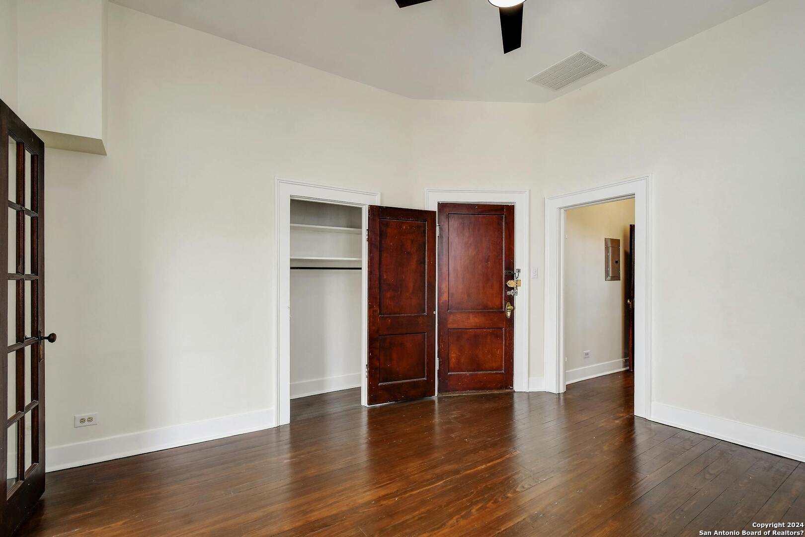 423 W Woodlawn Ave 2 , San Antonio, TX, 78212-3344 | 1753992 | Realty Texas LLC