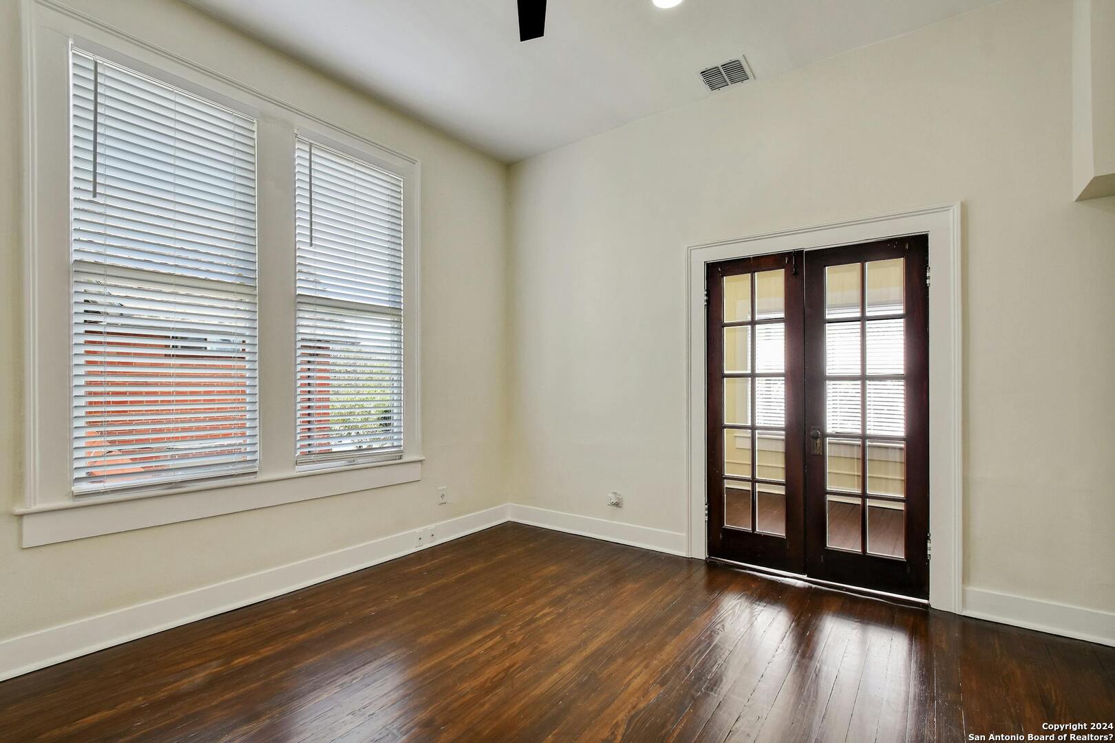 423 W Woodlawn Ave 2 , San Antonio, TX, 78212-3344 | 1753992 | Realty Texas LLC
