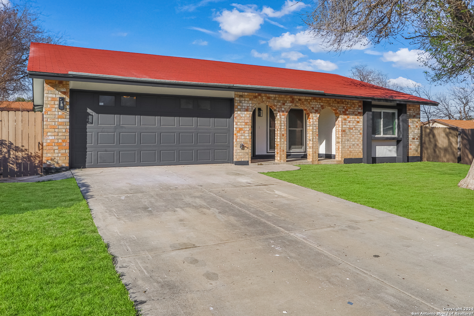 9403 Quicksilver Dr , San Antonio, TX, 78245-1233 | 1753860 | Realty Texas LLC
