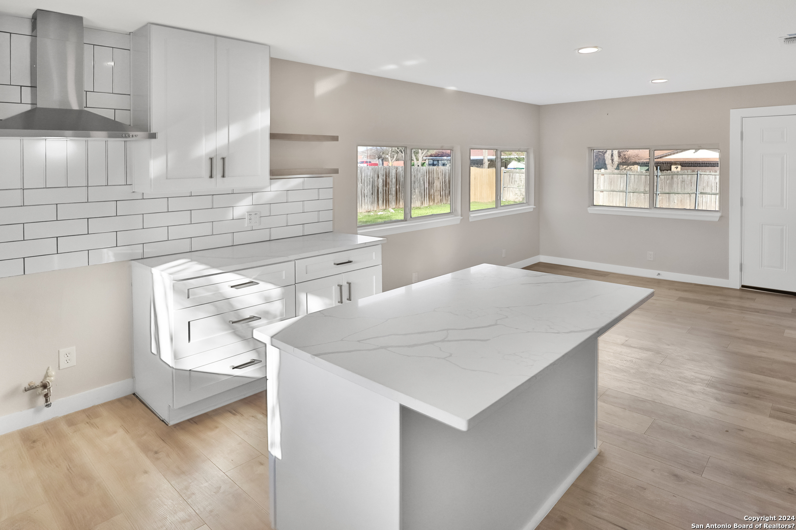 9403 Quicksilver Dr , San Antonio, TX, 78245-1233 | 1753860 | Realty Texas LLC