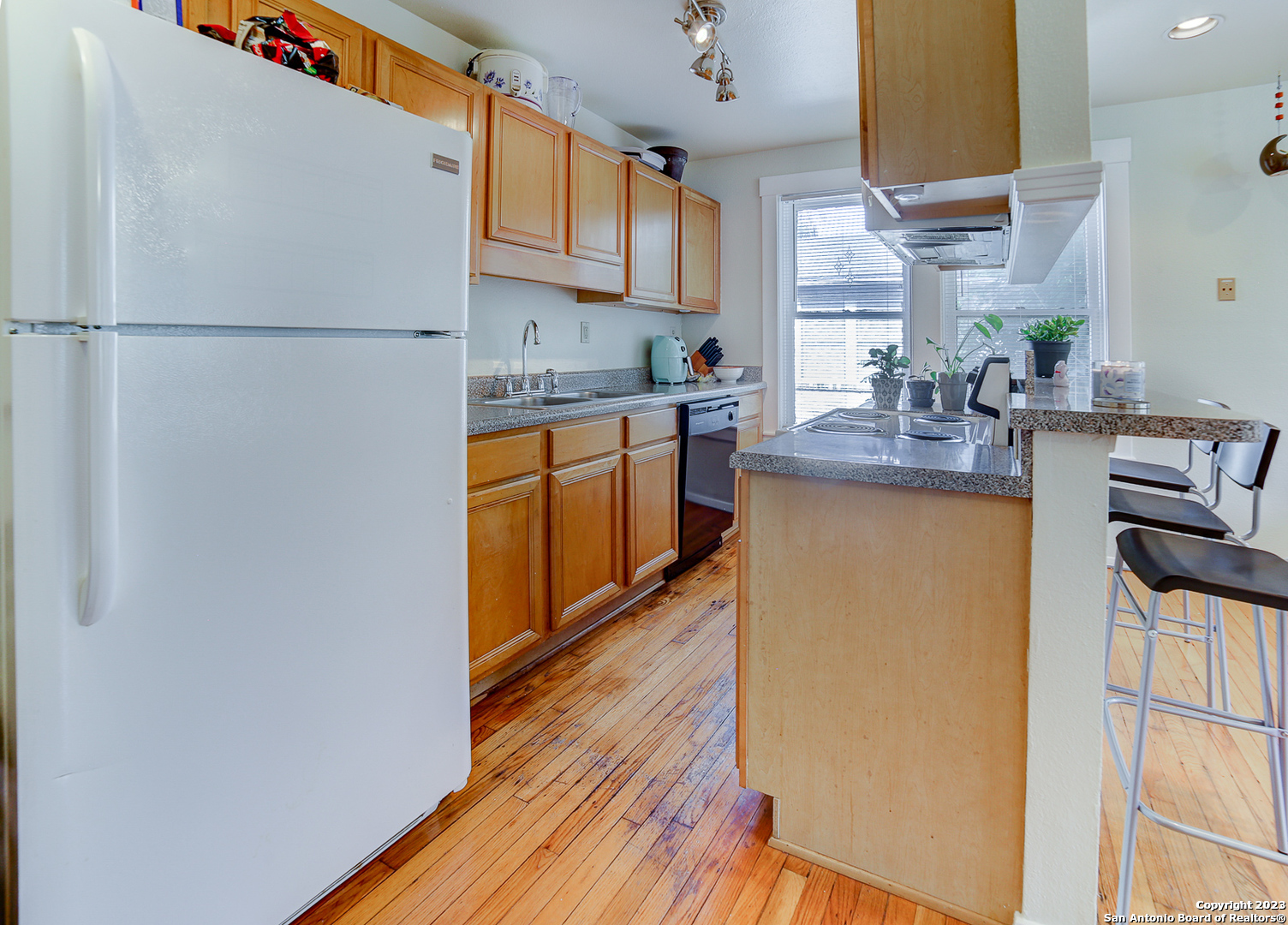 400 W Lynwood Ave , San Antonio, TX, 78212-2234 | 1753927 | Realty Texas LLC