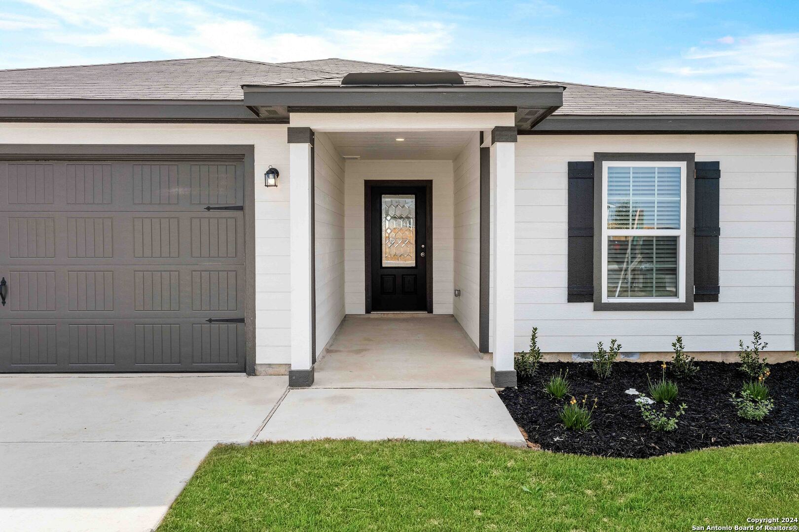 16009 Stratford Cove , Lytle, TX, 78052 | 1754994 | Realty Texas LLC