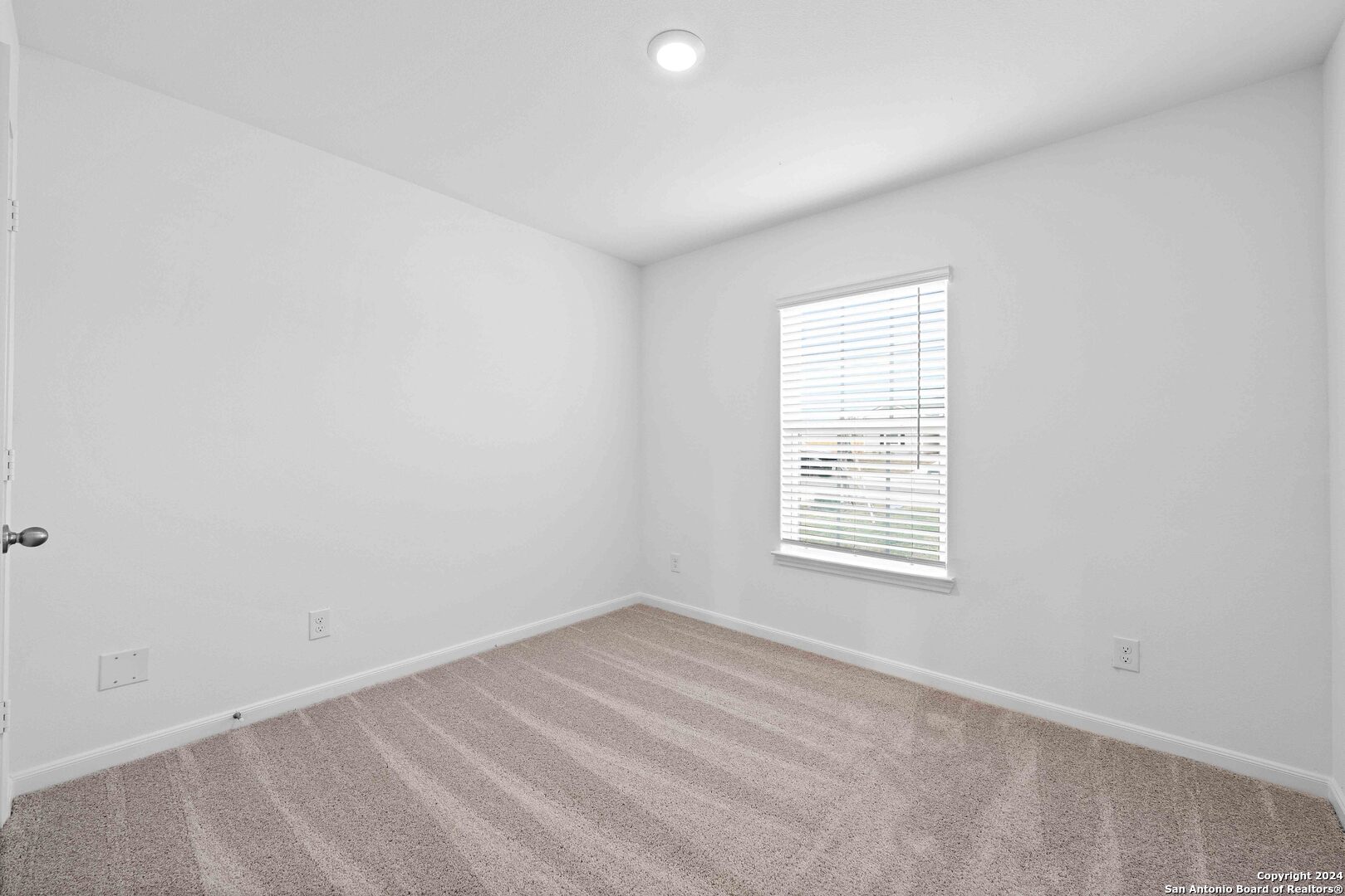 16009 Stratford Cove , Lytle, TX, 78052 | 1754994 | Realty Texas LLC