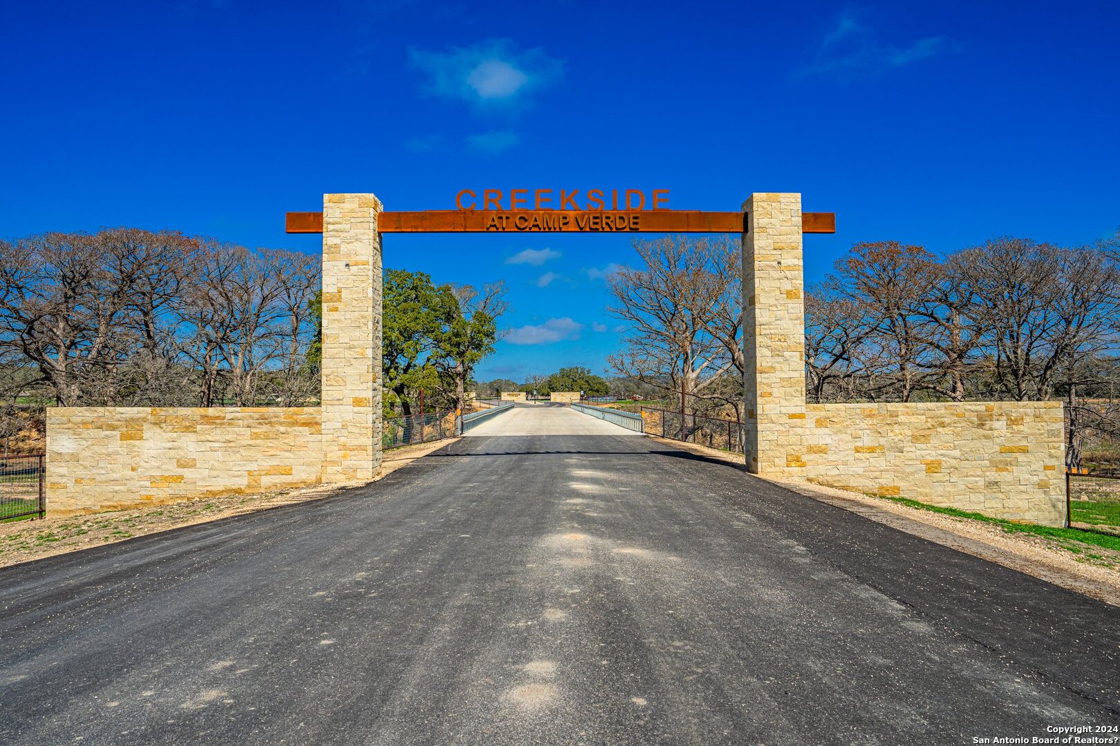 144 Tablerock Ridge Dr , Camp Verde, TX, 78010 | 1754254 | Realty Texas LLC