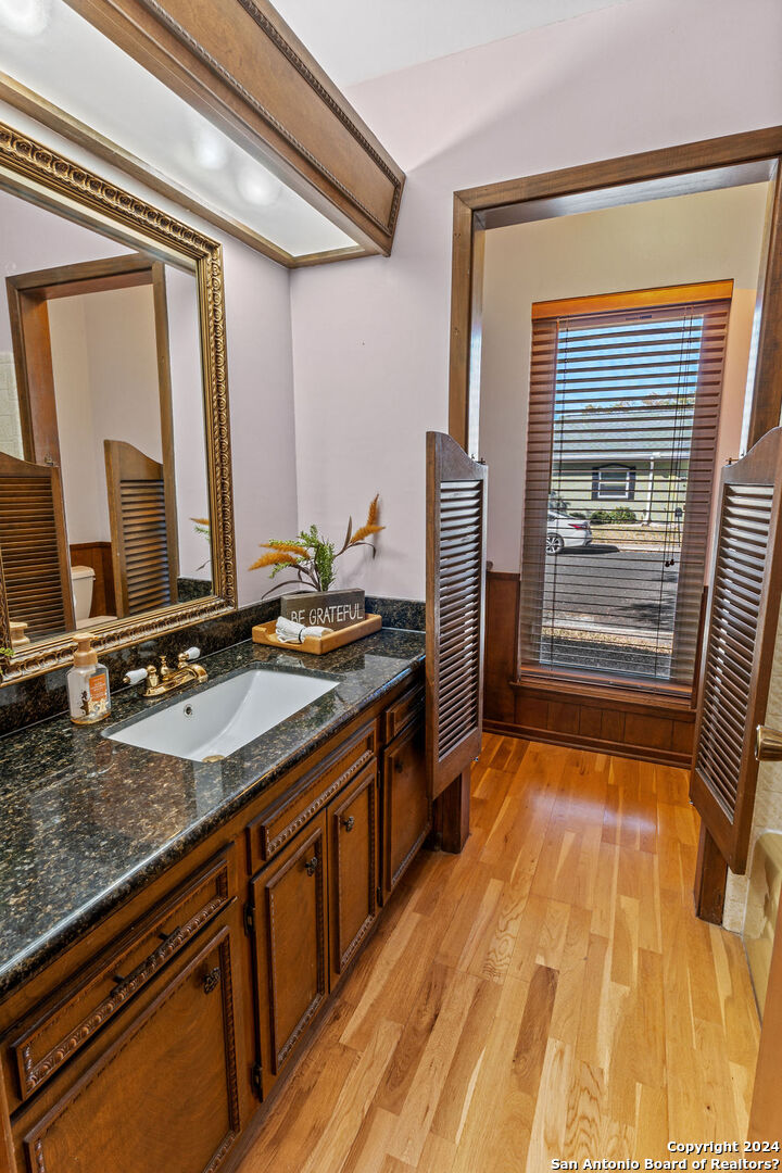 382 Fenwick Dr , Windcrest, TX, 78239-2419 | 1754055 | Realty Texas LLC