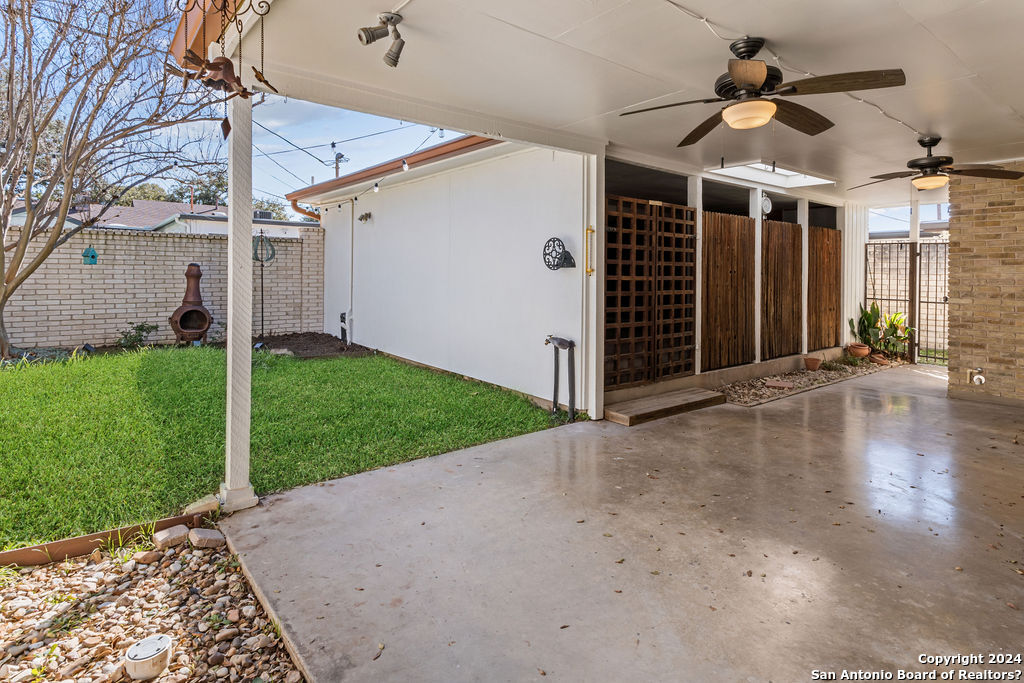 382 Fenwick Dr , Windcrest, TX, 78239-2419 | 1754055 | Realty Texas LLC