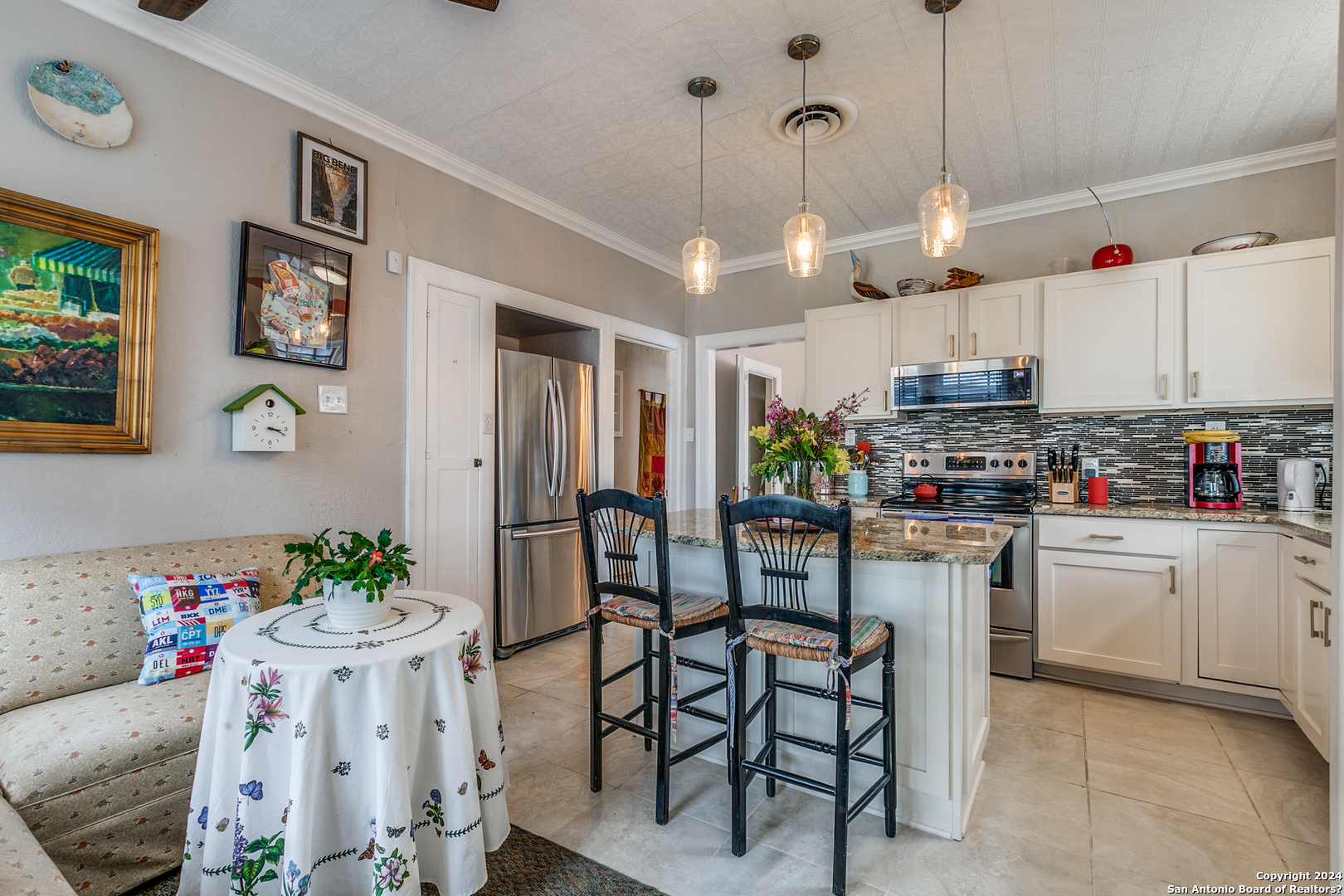 2015 W Magnolia Ave , San Antonio, TX, 78201-4955 | 1754866 | Realty Texas LLC