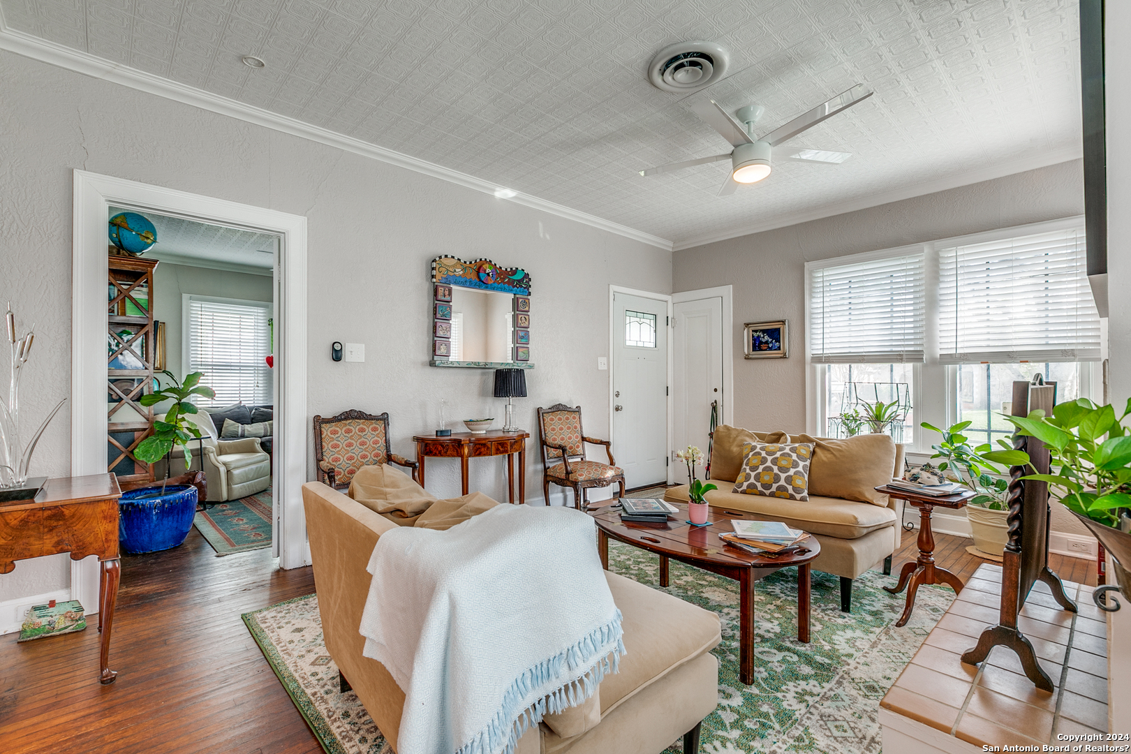 2015 W Magnolia Ave , San Antonio, TX, 78201-4955 | 1754866 | Realty Texas LLC