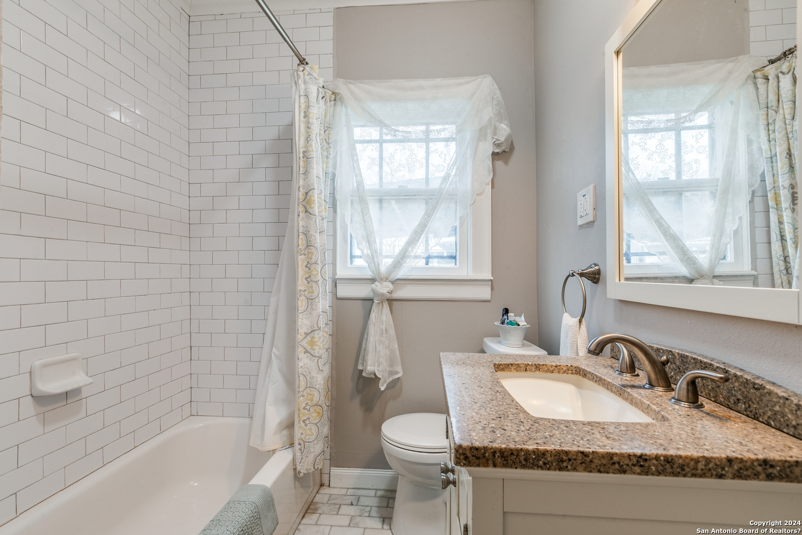 2015 W Magnolia Ave , San Antonio, TX, 78201-4955 | 1754866 | Realty Texas LLC