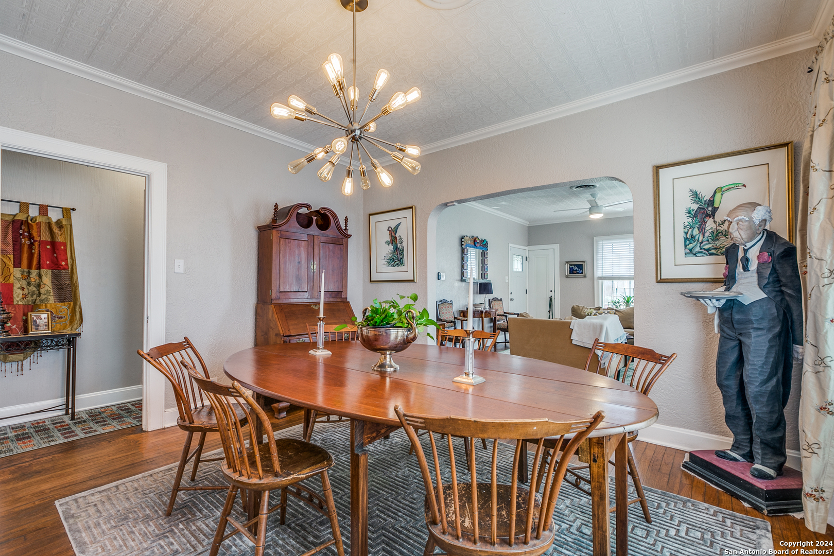 2015 W Magnolia Ave , San Antonio, TX, 78201-4955 | 1754866 | Realty Texas LLC