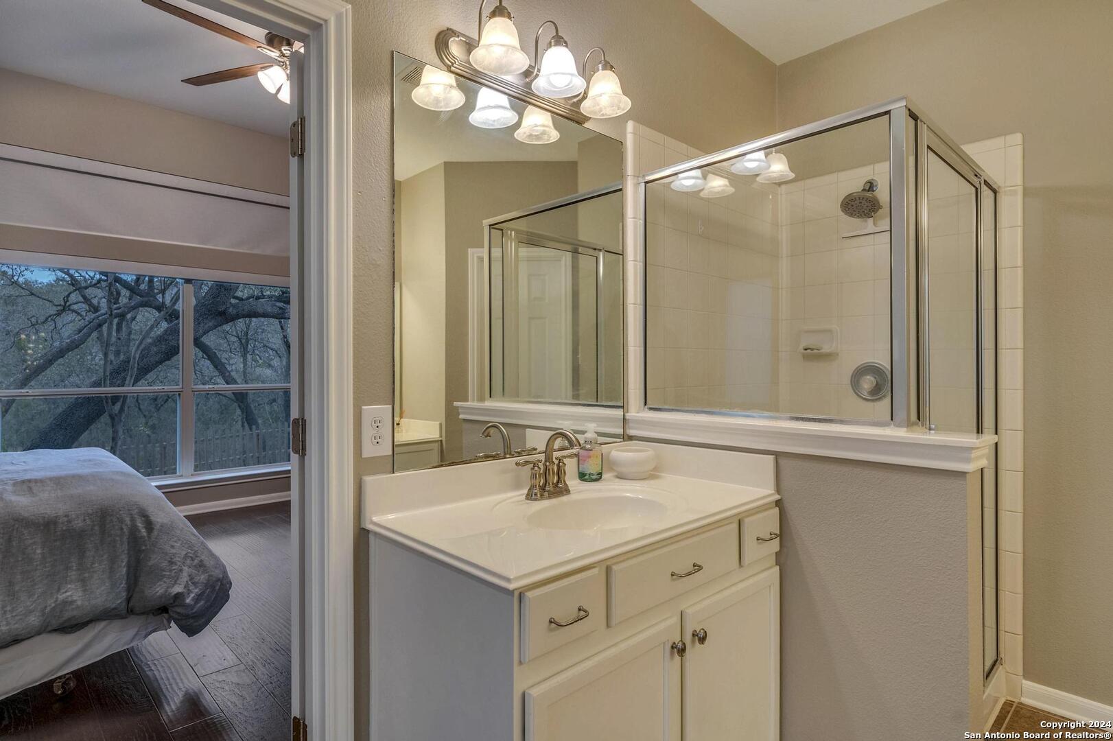 16418 La Madera Rio , Helotes, TX, 78023-3746 | 1755508 | Realty Texas LLC