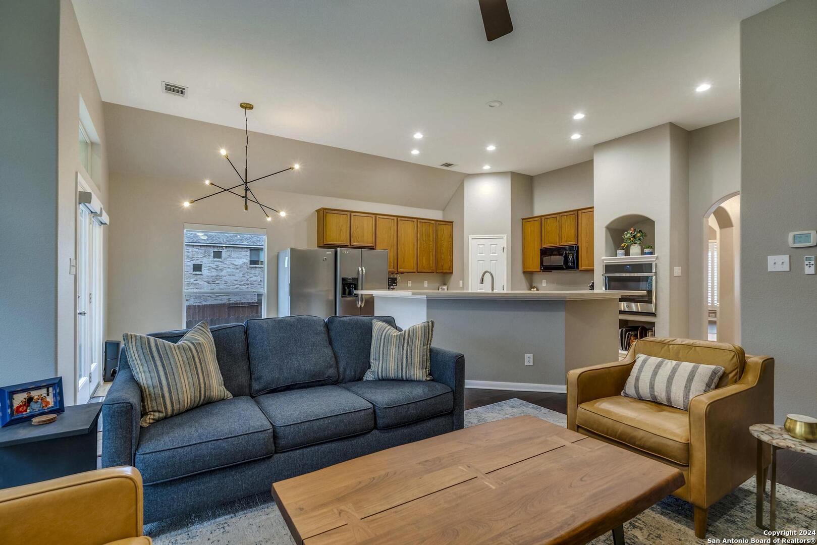 16418 La Madera Rio , Helotes, TX, 78023-3746 | 1755508 | Realty Texas LLC