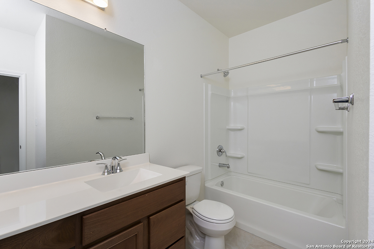 227 West Boerne Harbor Drive , Boerne, TX, 78006 | 1754424 | Realty Texas LLC