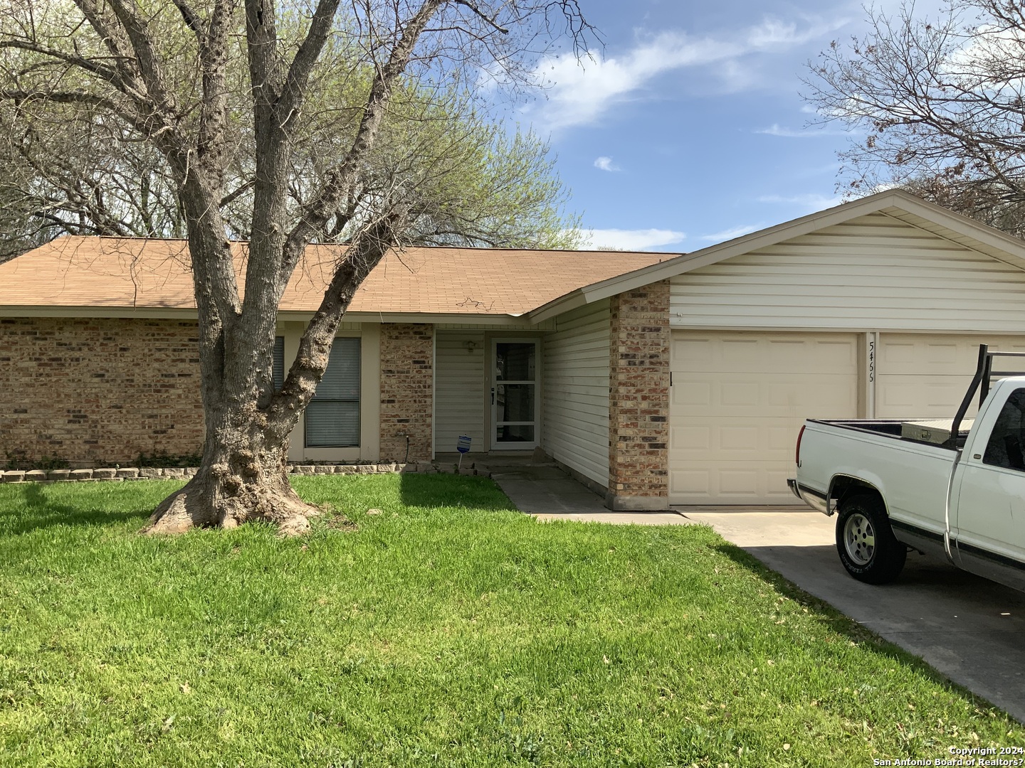 5466 Vista Trl , San Antonio, TX, 78247-4609 | 1754811 | Realty Texas LLC