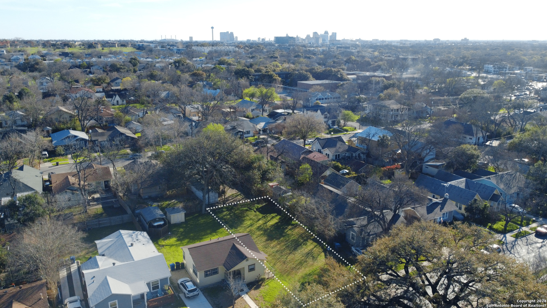 220 Pershing Ave , San Antonio, TX, 78209 | 1754160 | Realty Texas LLC