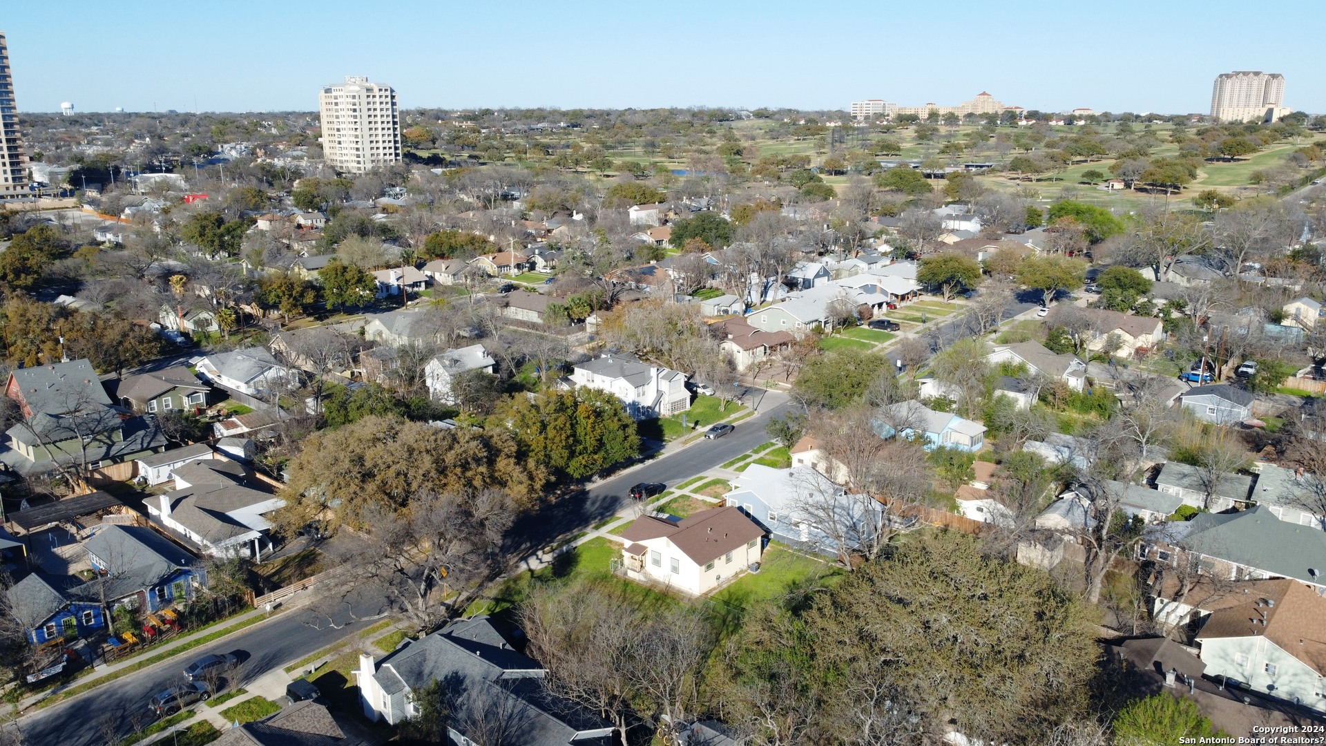 220 Pershing Ave , San Antonio, TX, 78209 | 1754160 | Realty Texas LLC