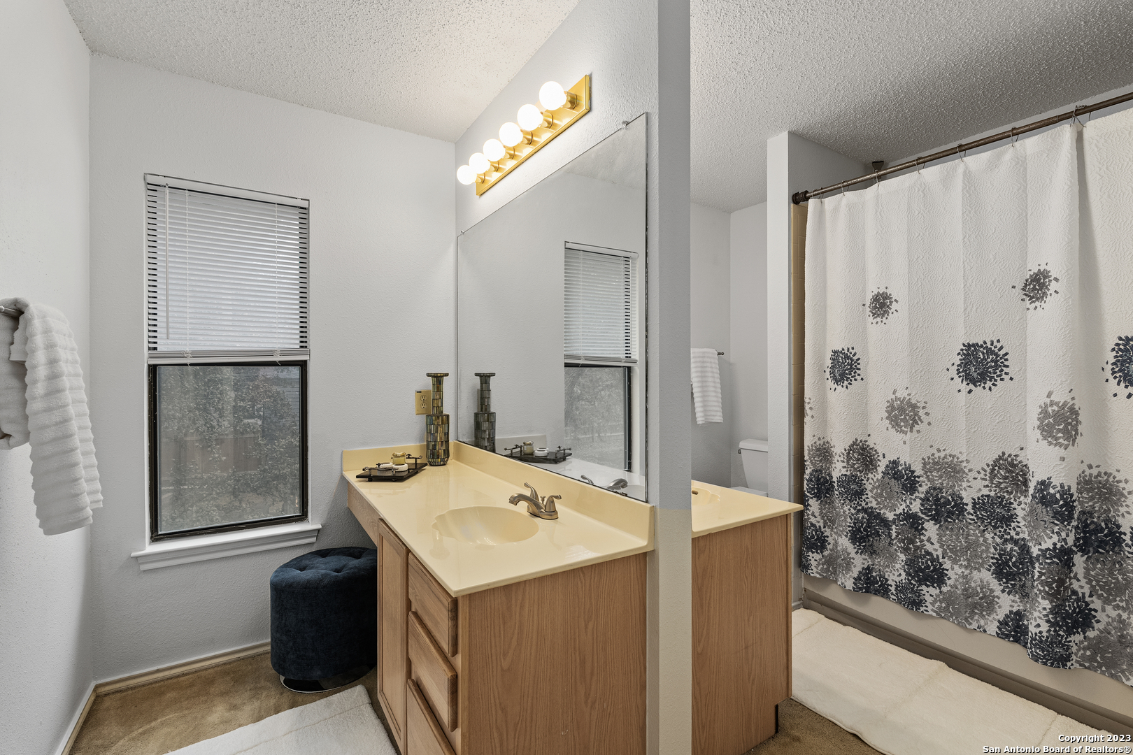 6318 Maverick Oak , San Antonio, TX, 78240 | 1760936 | Realty Texas LLC