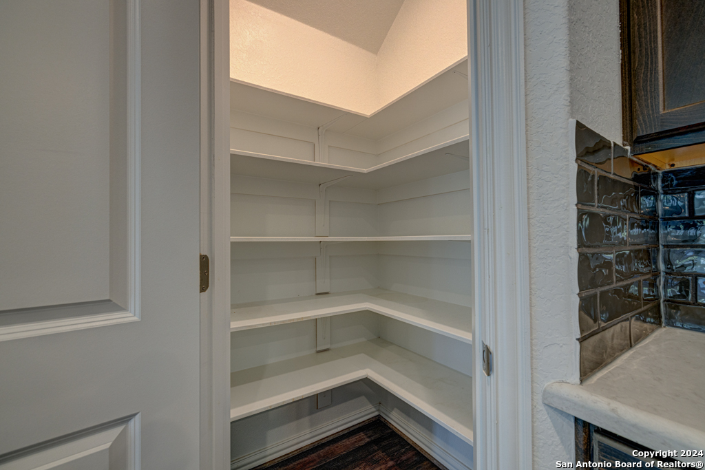 1233 Cross Gable , New Braunfels, TX, 78132-3468 | 1763076 | Realty Texas LLC