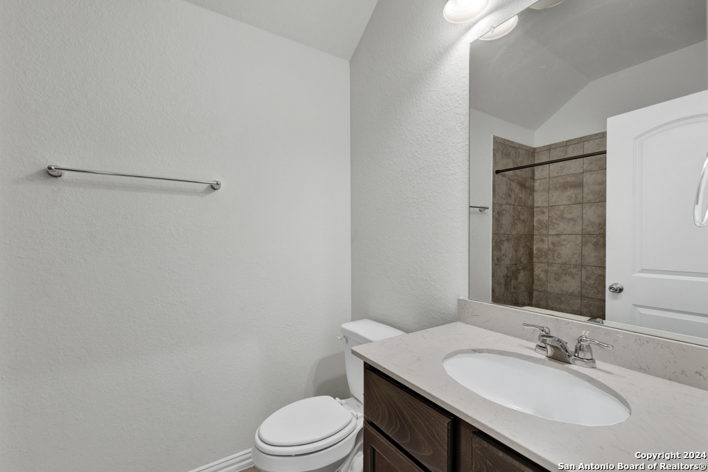 1233 Cross Gable , New Braunfels, TX, 78132-3468 | 1763076 | Realty Texas LLC