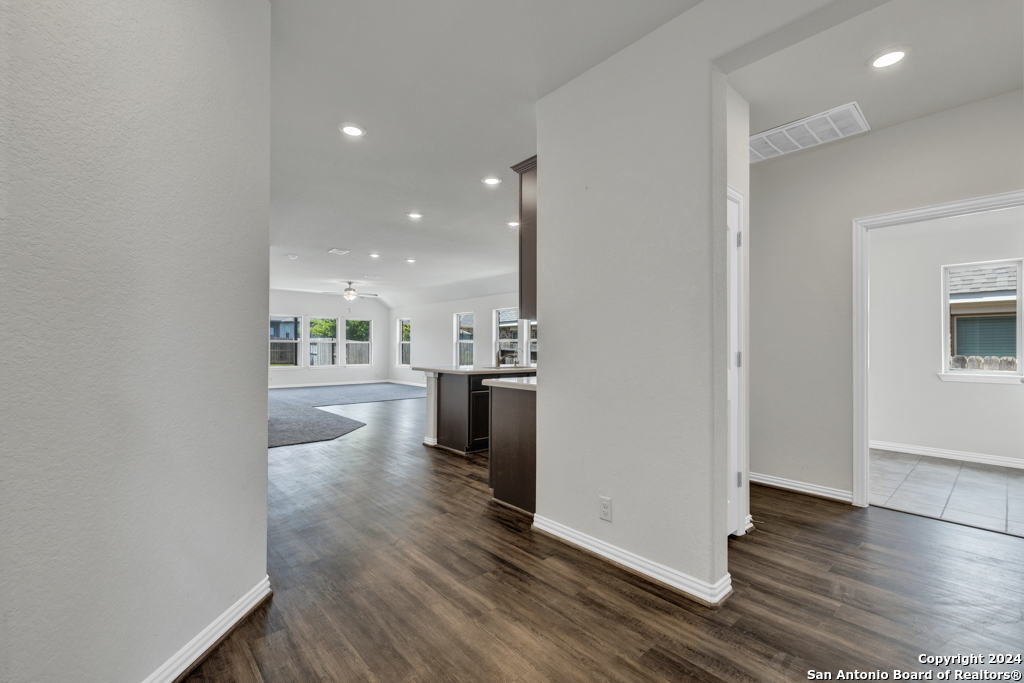 1233 Cross Gable , New Braunfels, TX, 78132-3468 | 1763076 | Realty Texas LLC
