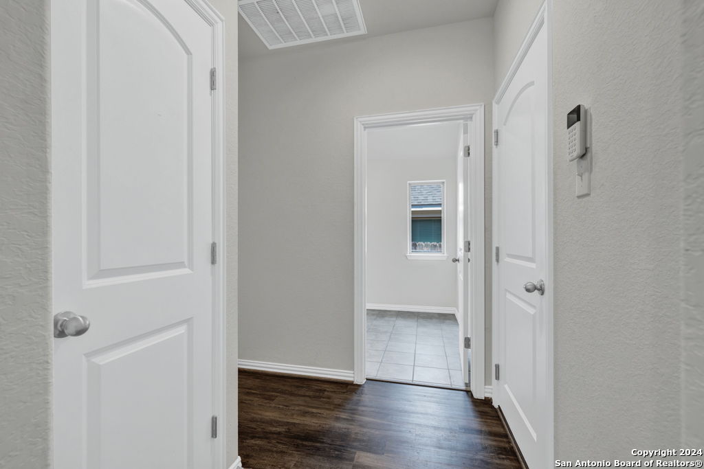 1233 Cross Gable , New Braunfels, TX, 78132-3468 | 1763076 | Realty Texas LLC