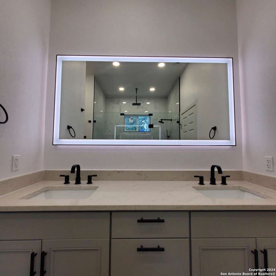 3723 New Mathis , Elmendorf, TX, 78112 | 1763177 | Realty Texas LLC