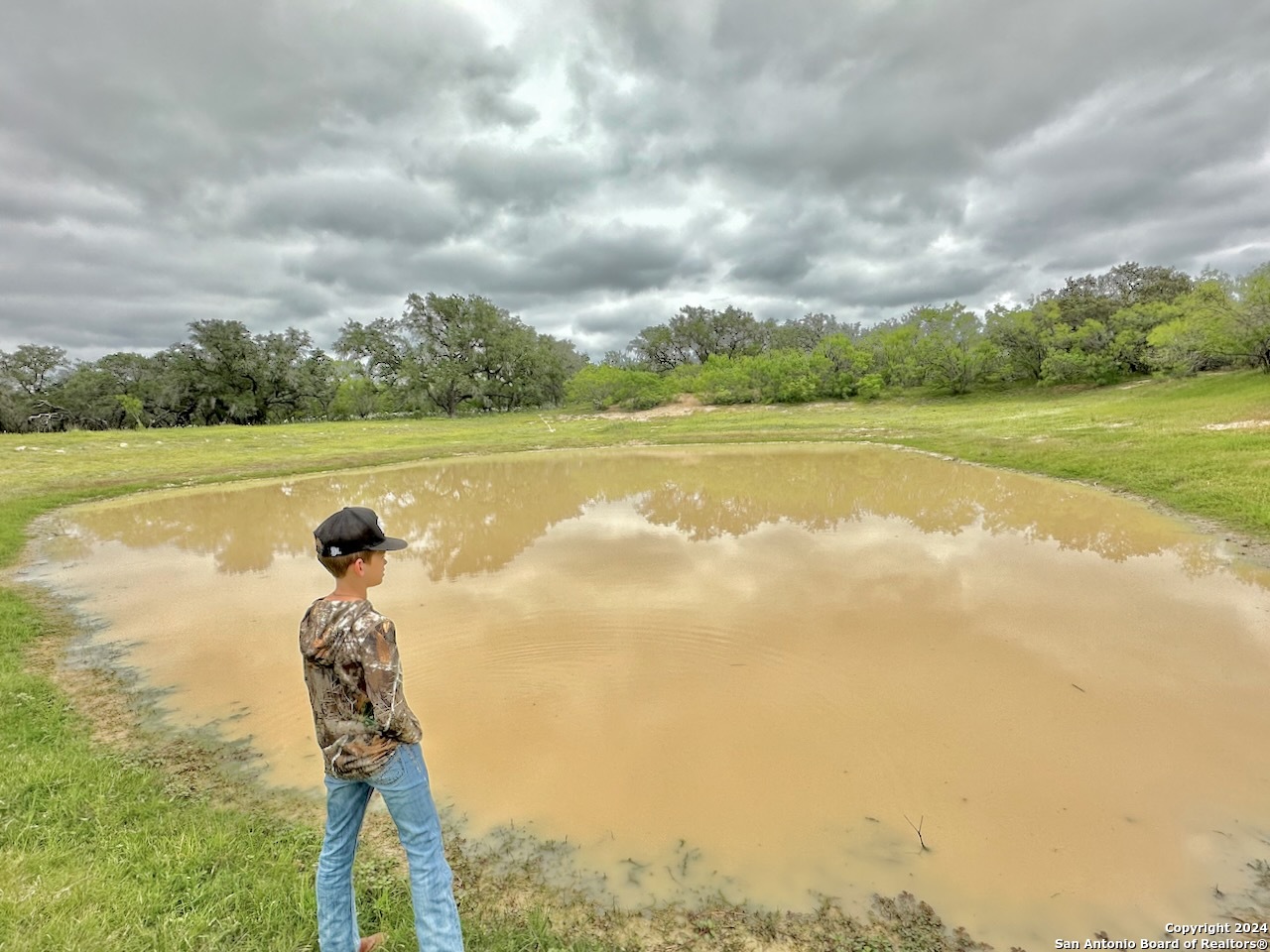 177.9 AC CR 7711, Devine, TX, 78016 | 1763717 | Realty Texas LLC