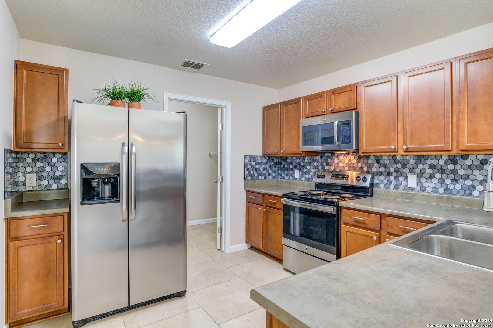 12015 Pure Silver , San Antonio, TX, 78254-6227 | 1763745 | Realty Texas LLC