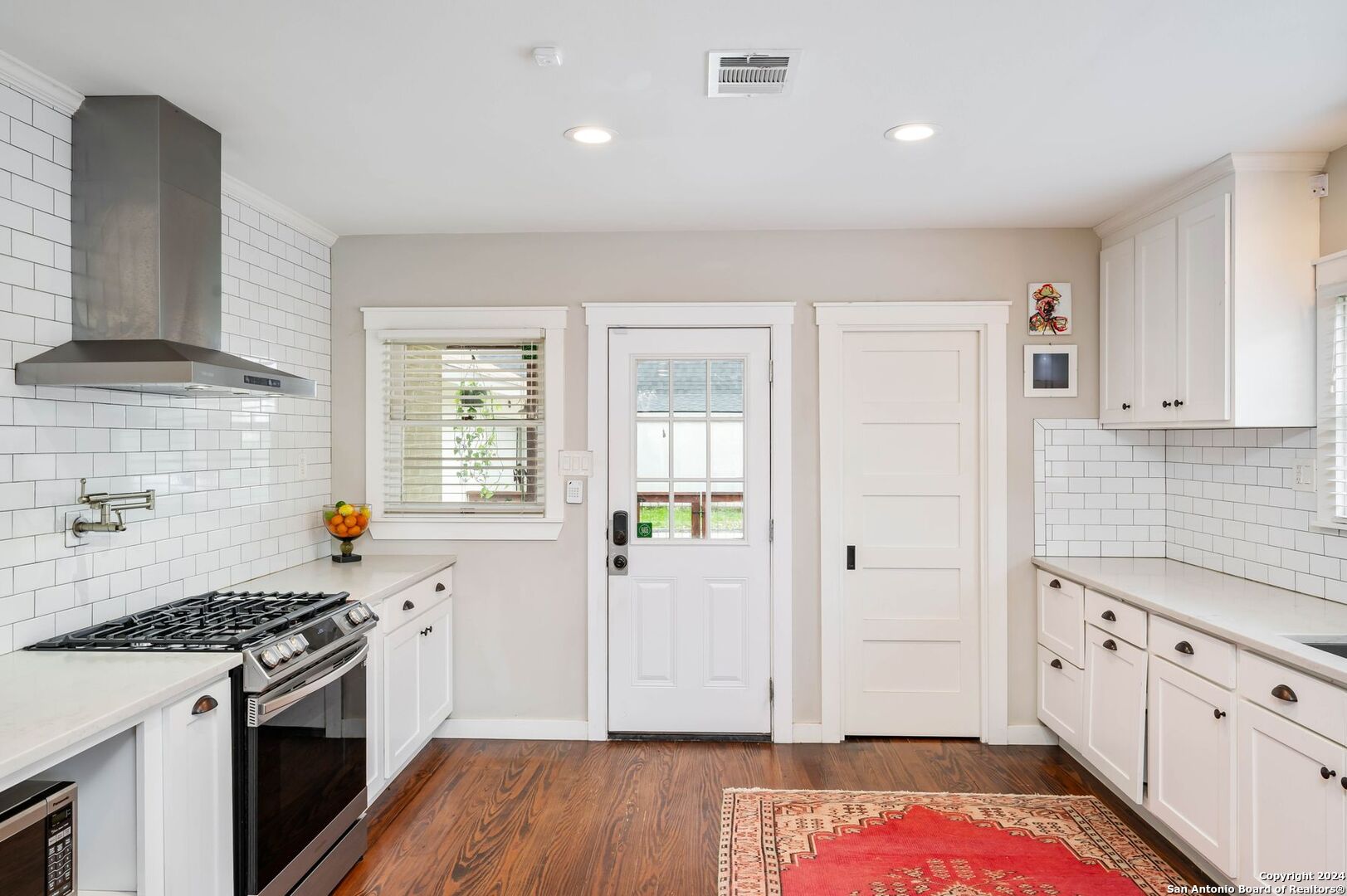 440 W Lynwood Ave , San Antonio, TX, 78212-2235 | 1764017 | Realty Texas LLC