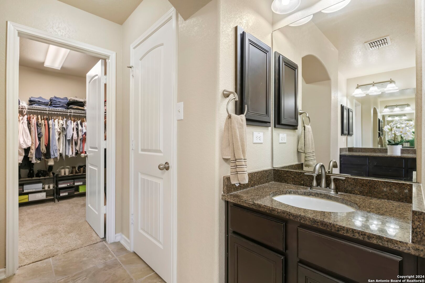 4039 Calle De Cobre , San Antonio, TX, 78257-5059 | 1763998 | Realty Texas LLC