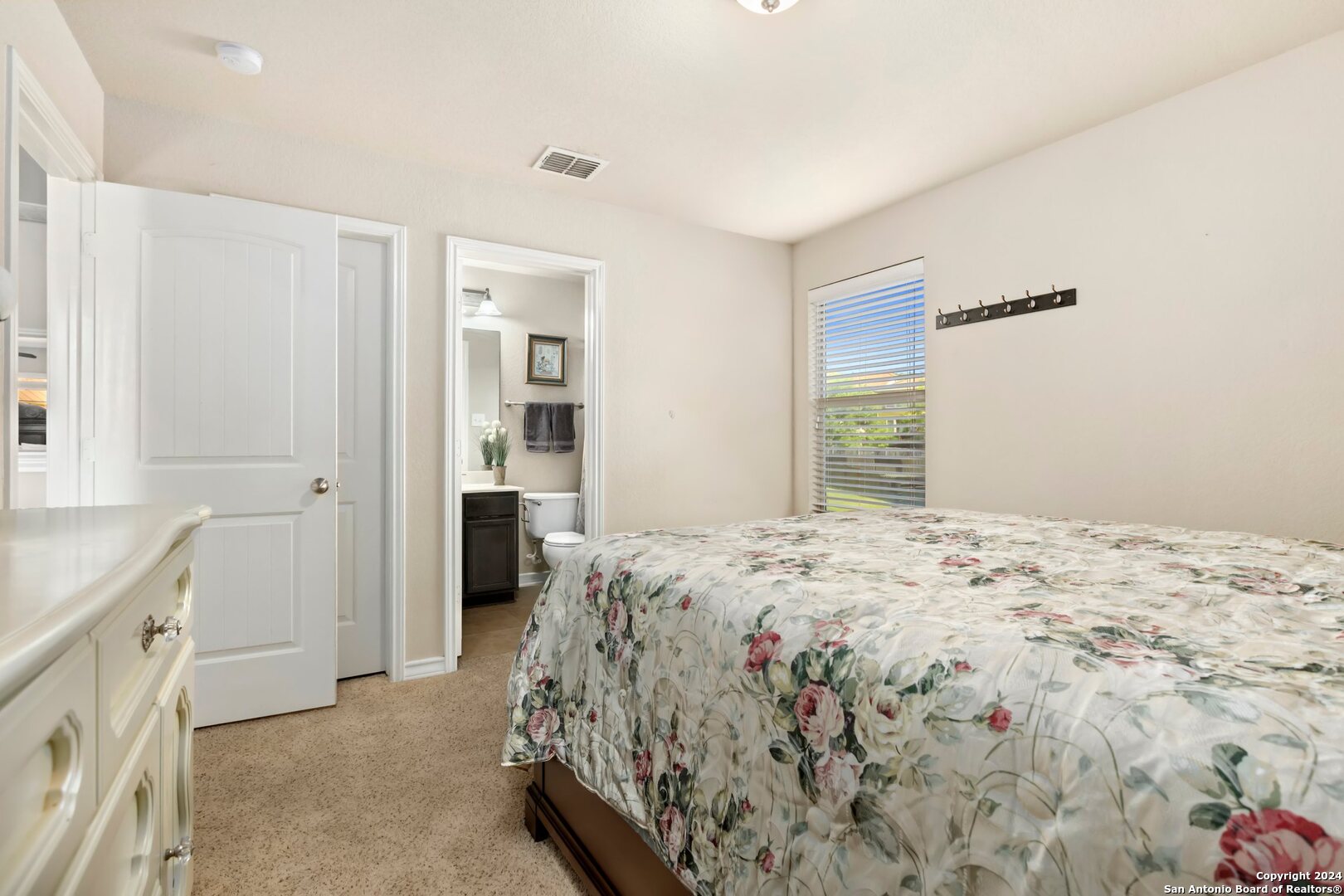 4039 Calle De Cobre , San Antonio, TX, 78257-5059 | 1763998 | Realty Texas LLC