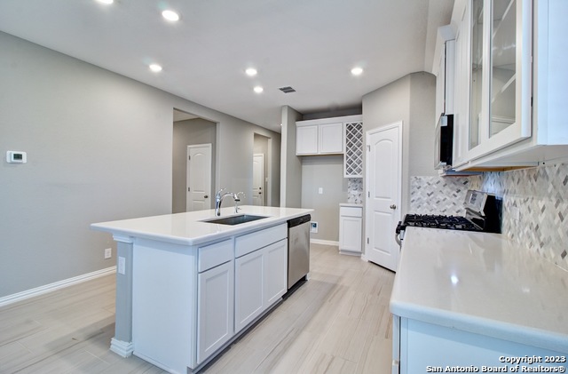 2022 Chelsea Grove , New Braunfels, TX, 78130 | 1765434 | Realty Texas LLC