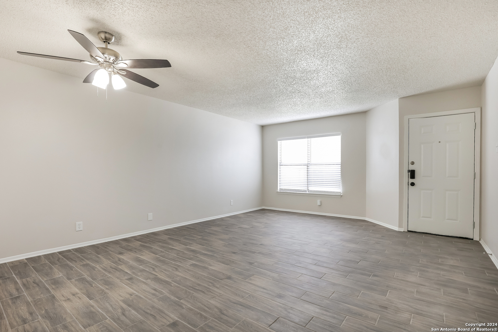 6839 Flaming Ridge , Converse, TX, 78109 | 1765469 | Realty Texas LLC