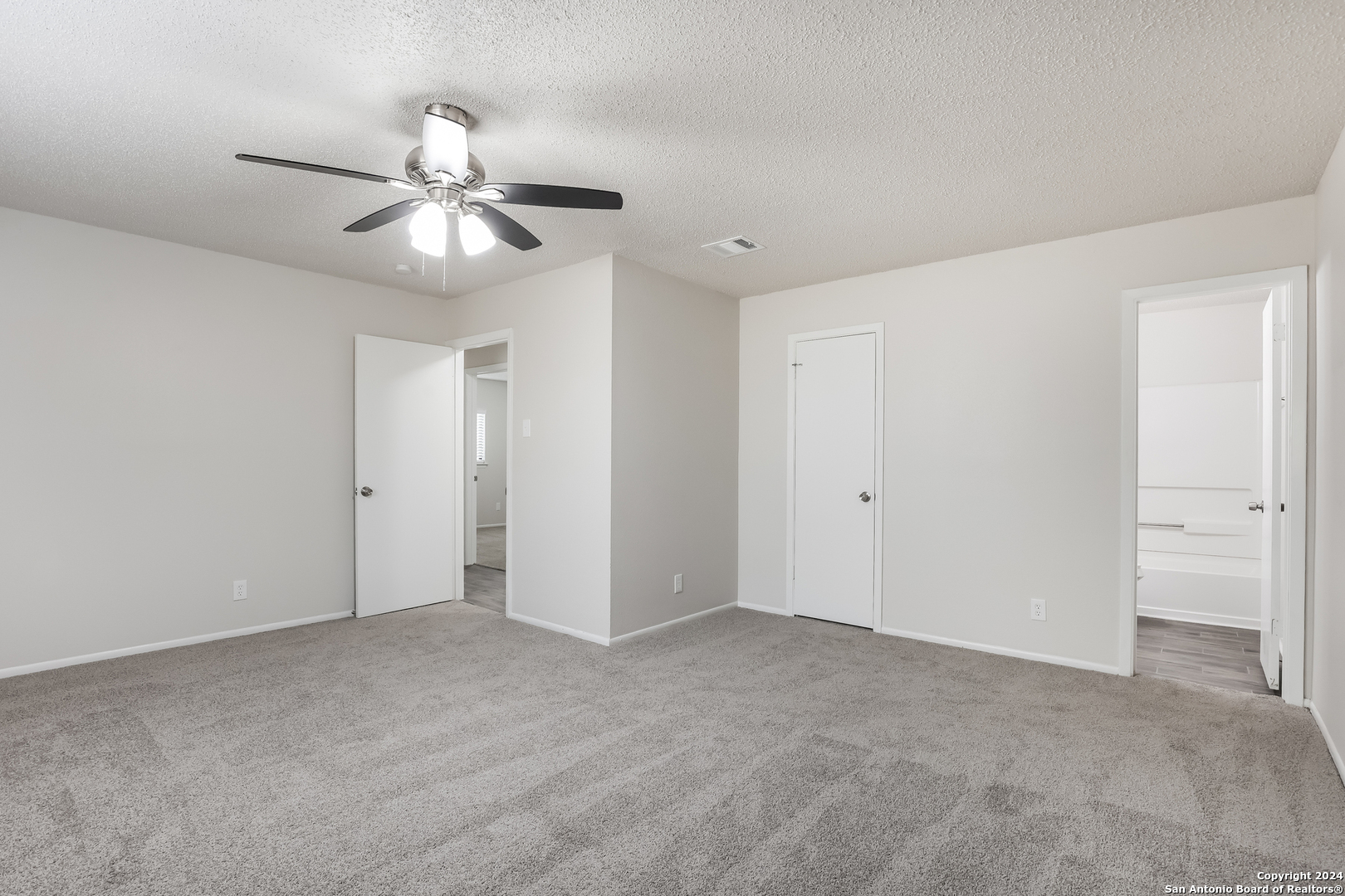 6839 Flaming Ridge , Converse, TX, 78109 | 1765469 | Realty Texas LLC