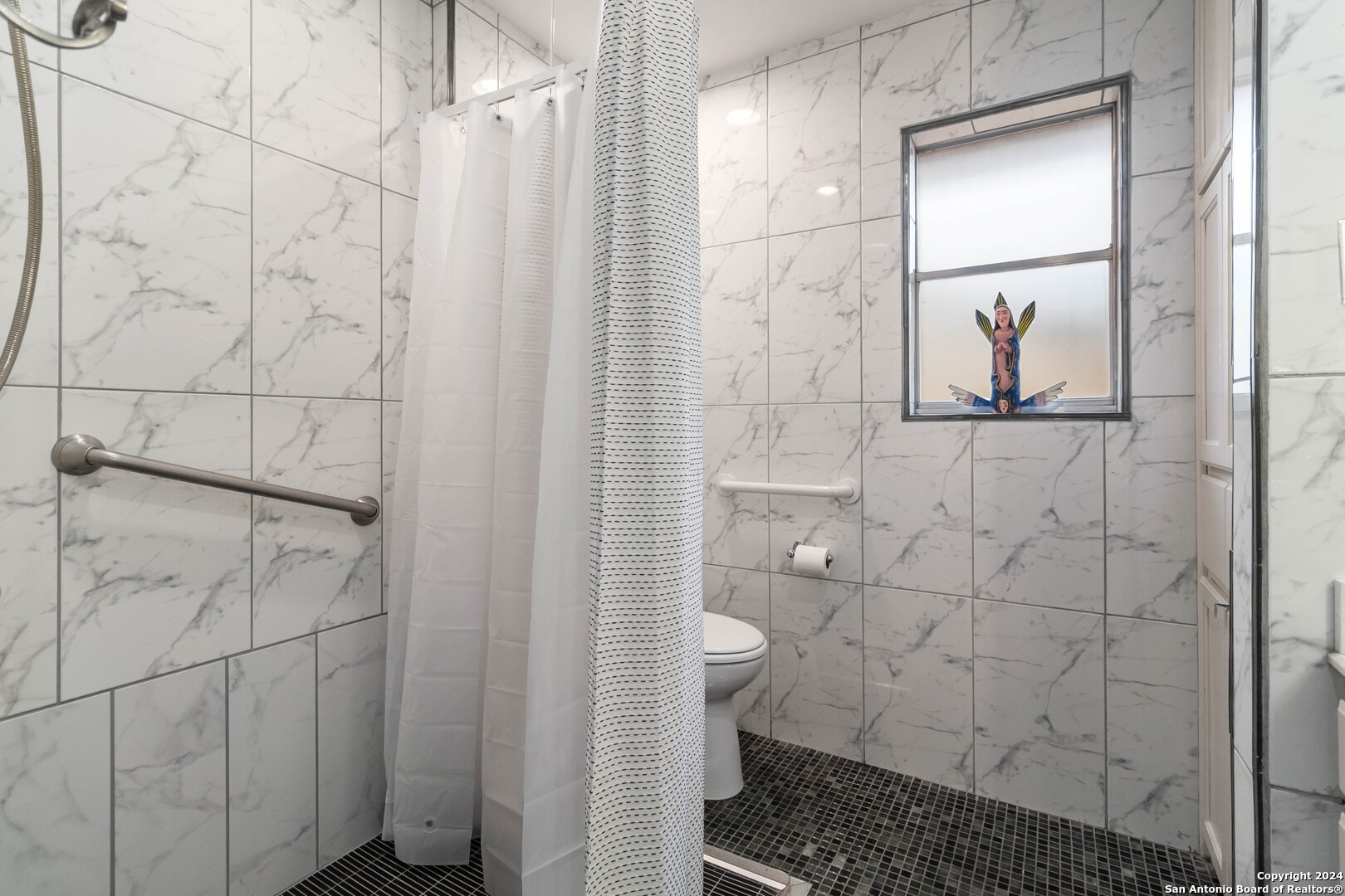 124 Travertine Ln , Castle Hills, TX, 78213-2521 | 1766112 | Realty Texas LLC