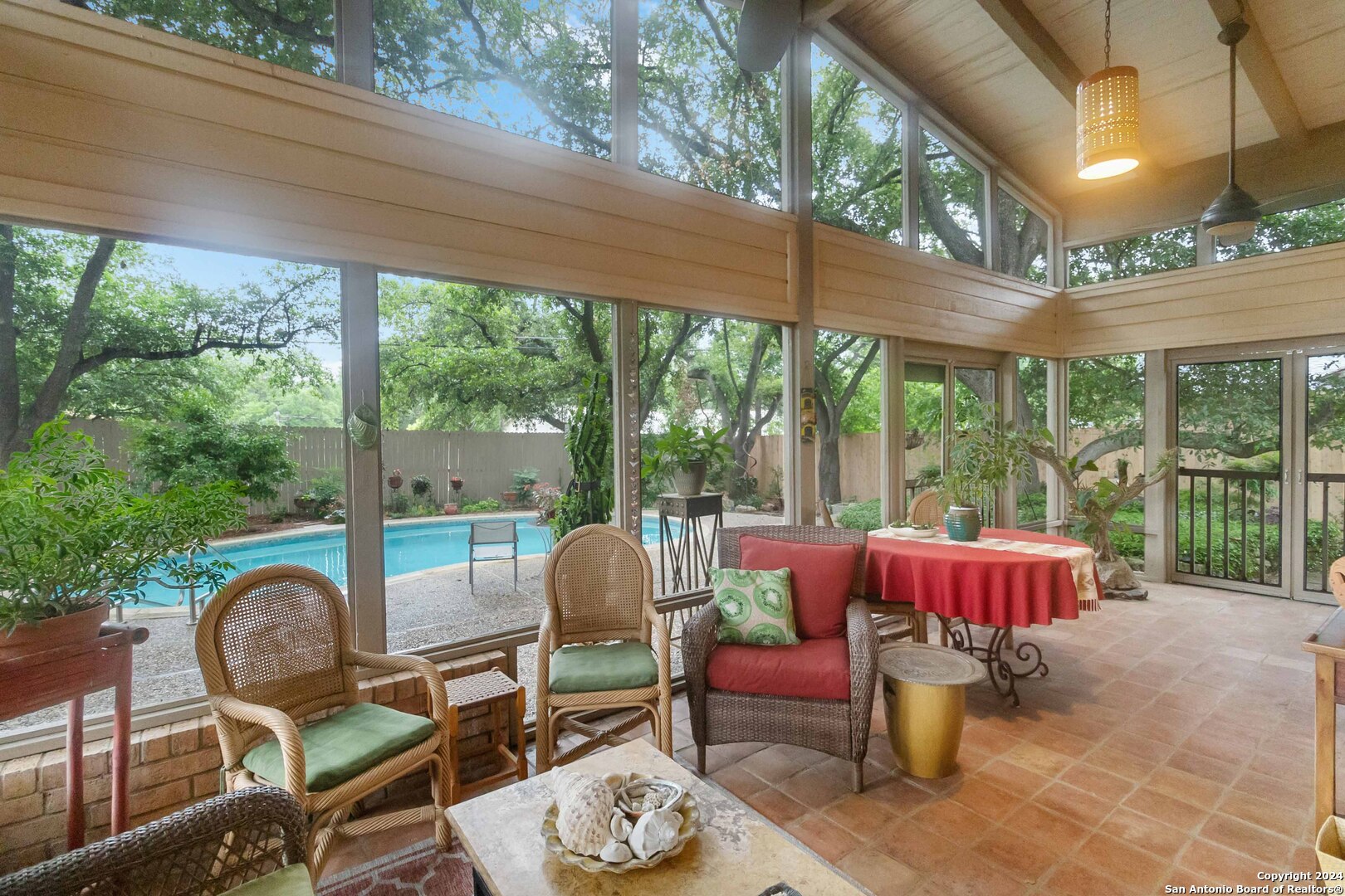 124 Travertine Ln , Castle Hills, TX, 78213-2521 | 1766112 | Realty Texas LLC