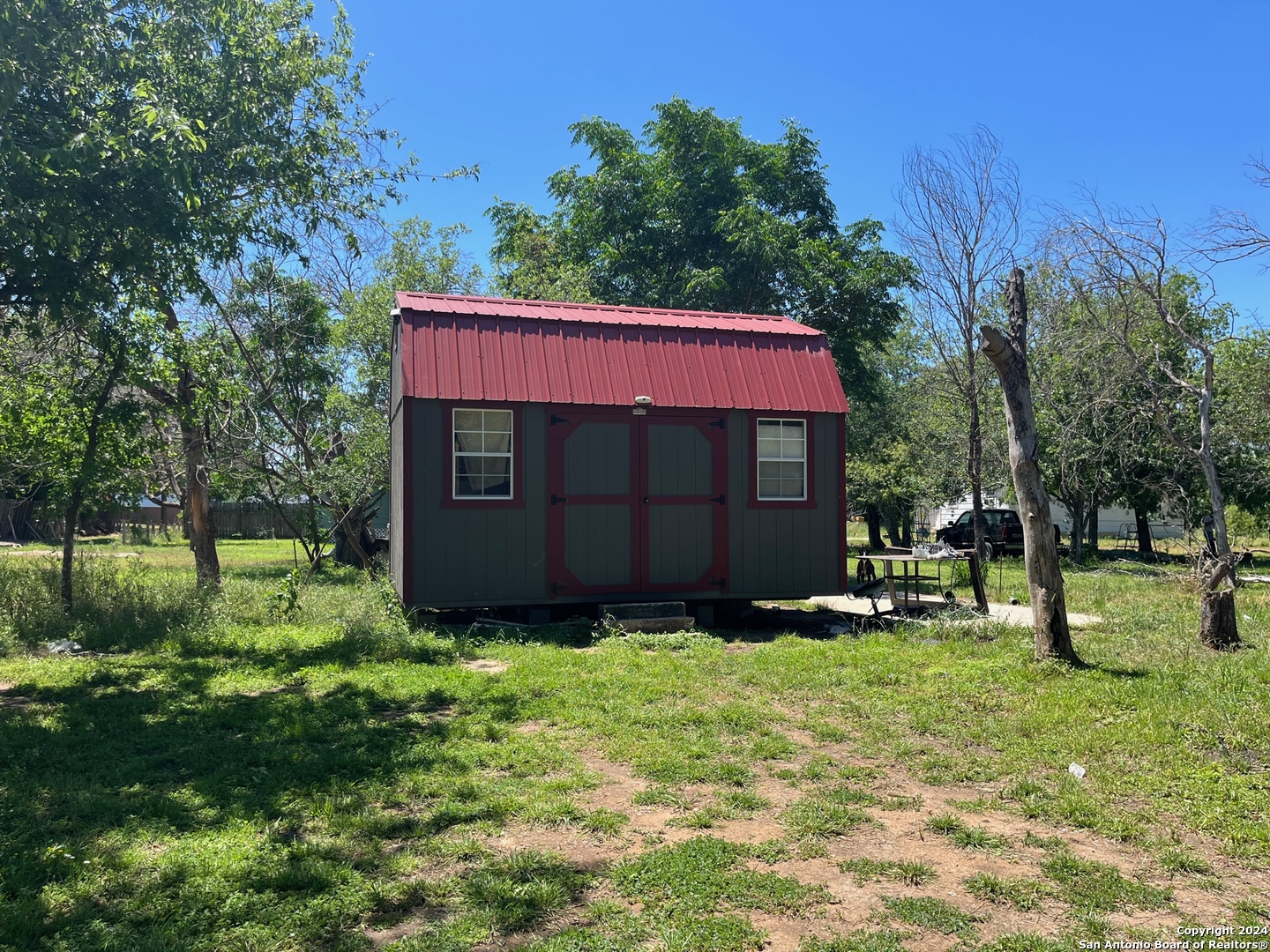 406 S Teel , Devine, TX, 78016 | 1765763 | Realty Texas LLC