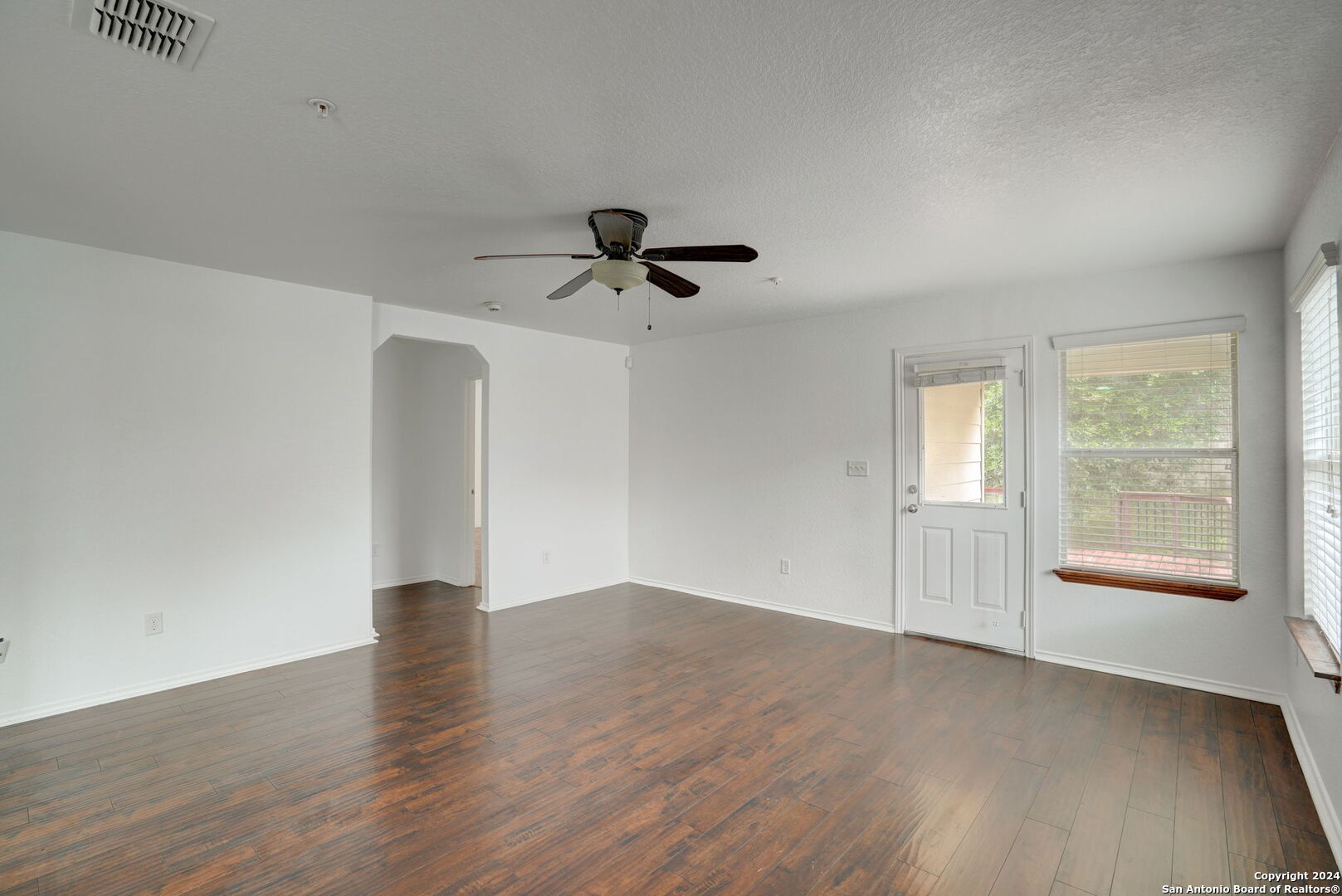 7723 Derby Run , Selma, TX, 78154-3937 | 1766359 | Realty Texas LLC