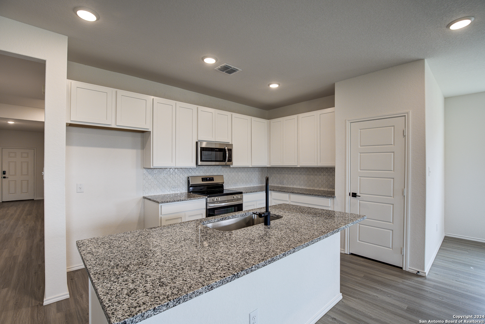 3521 Annalise Avenue , Seguin, TX, 78155 | 1766931 | Realty Texas LLC
