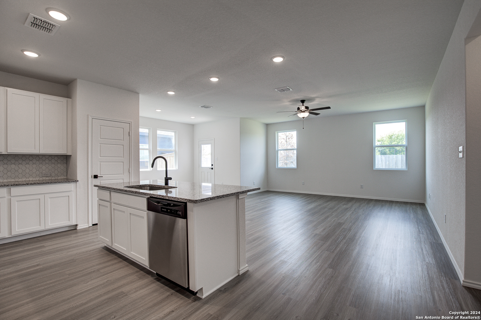 3521 Annalise Avenue , Seguin, TX, 78155 | 1766931 | Realty Texas LLC