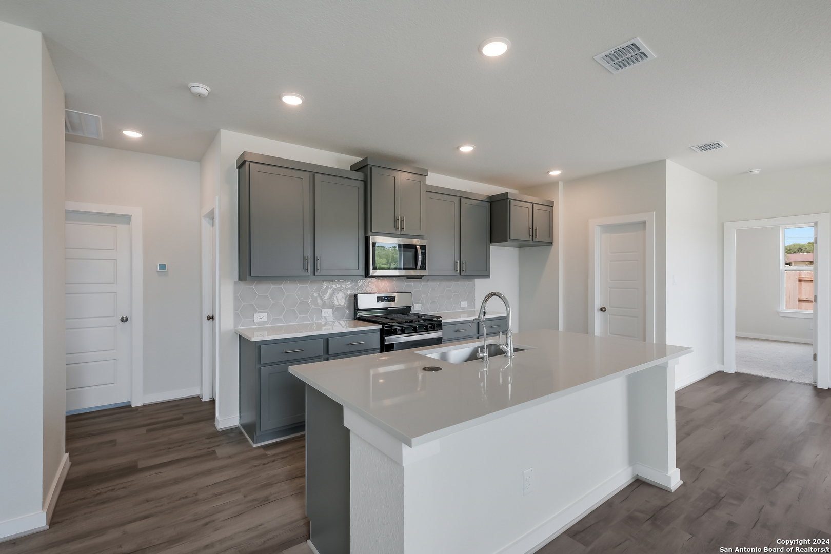 3943 Gentle Brook , San Antonio, TX, 78247 | 1767389 | Realty Texas LLC