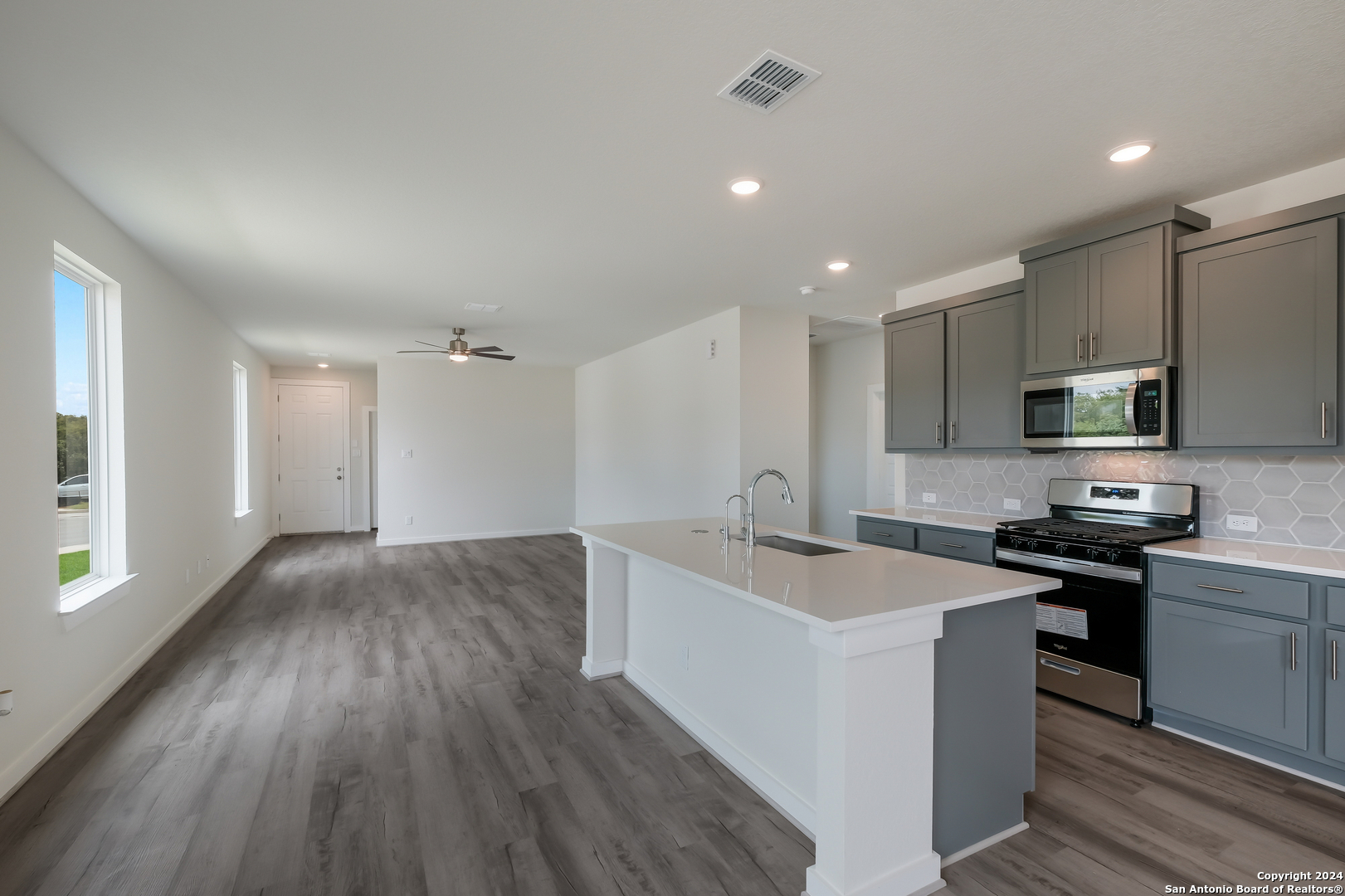 3943 Gentle Brook , San Antonio, TX, 78247 | 1767389 | Realty Texas LLC