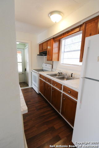 12095 Park Road 37 A , Lakehills, TX, 78063 | 1767878 | Realty Texas LLC