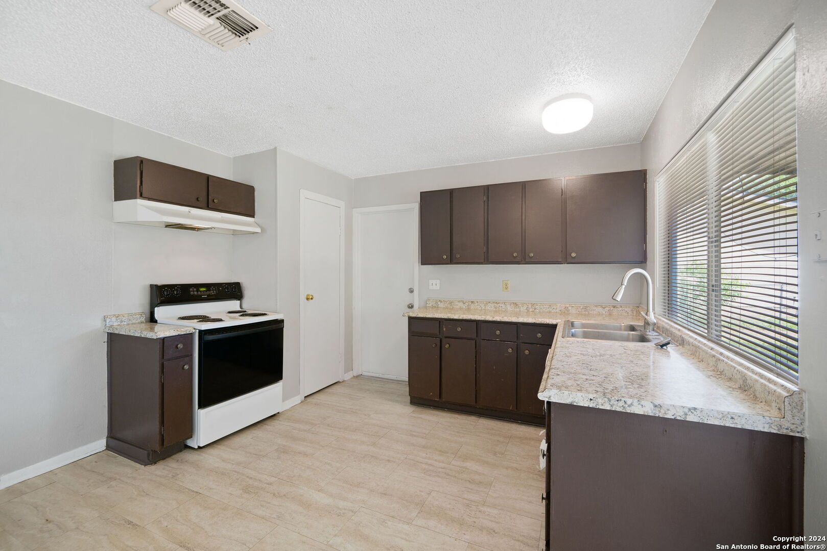 8522 Glen Echo , San Antonio, TX, 78239-3031 | 1764695 | Realty Texas LLC