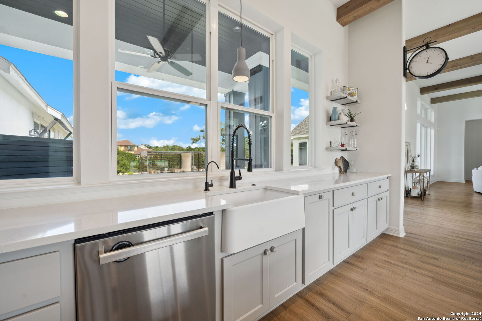 1258 Game Trail , New Braunfels, TX, 78132 | 1766977 | Realty Texas LLC